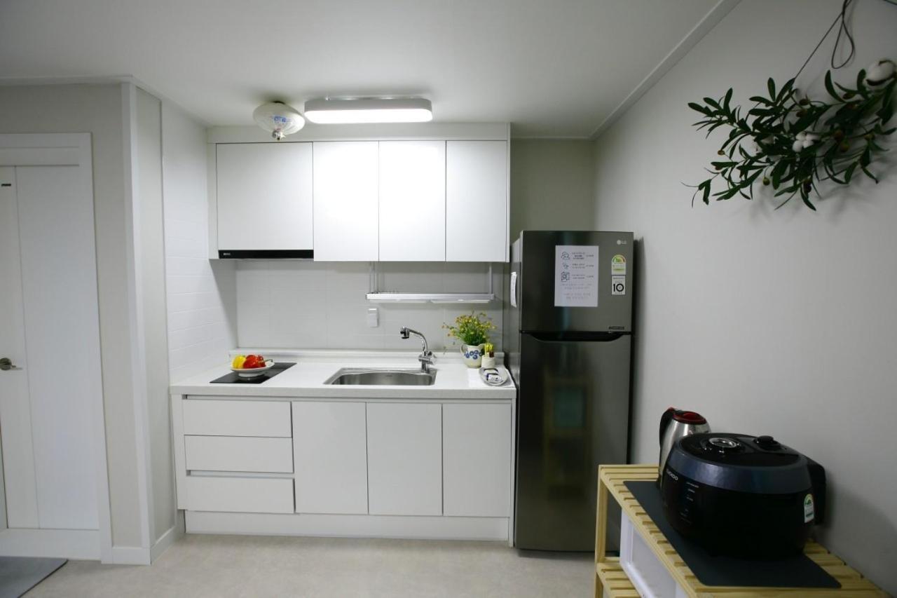 Damyang Thirasia Pension Екстер'єр фото